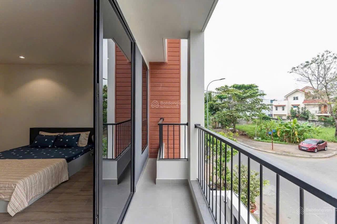 Studio full NT cao cấp thiết kế xinh ban công to gần chợ TDT NTT Rmit Lotte Mart dễ đi Q4, Q1, Q8 Studio full NT cao cấp thiết kế xinh ban công to gần chợ TDT NTT Rmit Lotte Mart dễ đi Q4, Q1, Q8