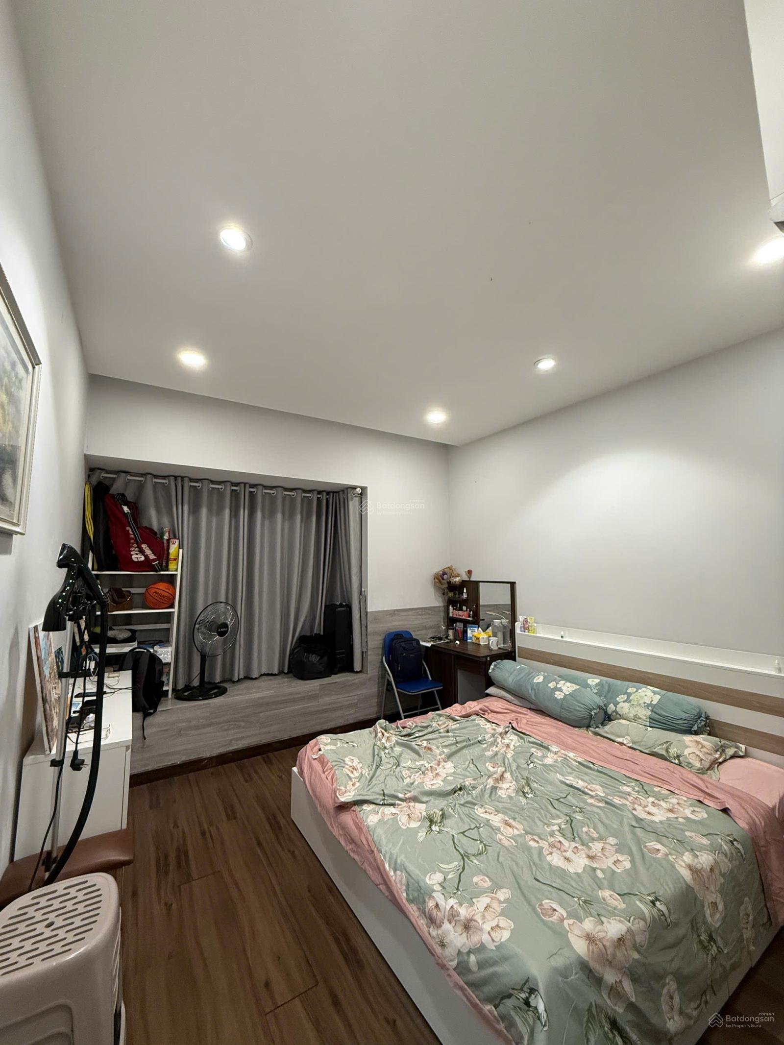 Bán căn hộ chung cư Phú Mỹ, quận 7, 93m2, 2PN, 1PLV, 5tỷ3, LH 0907 727 ***