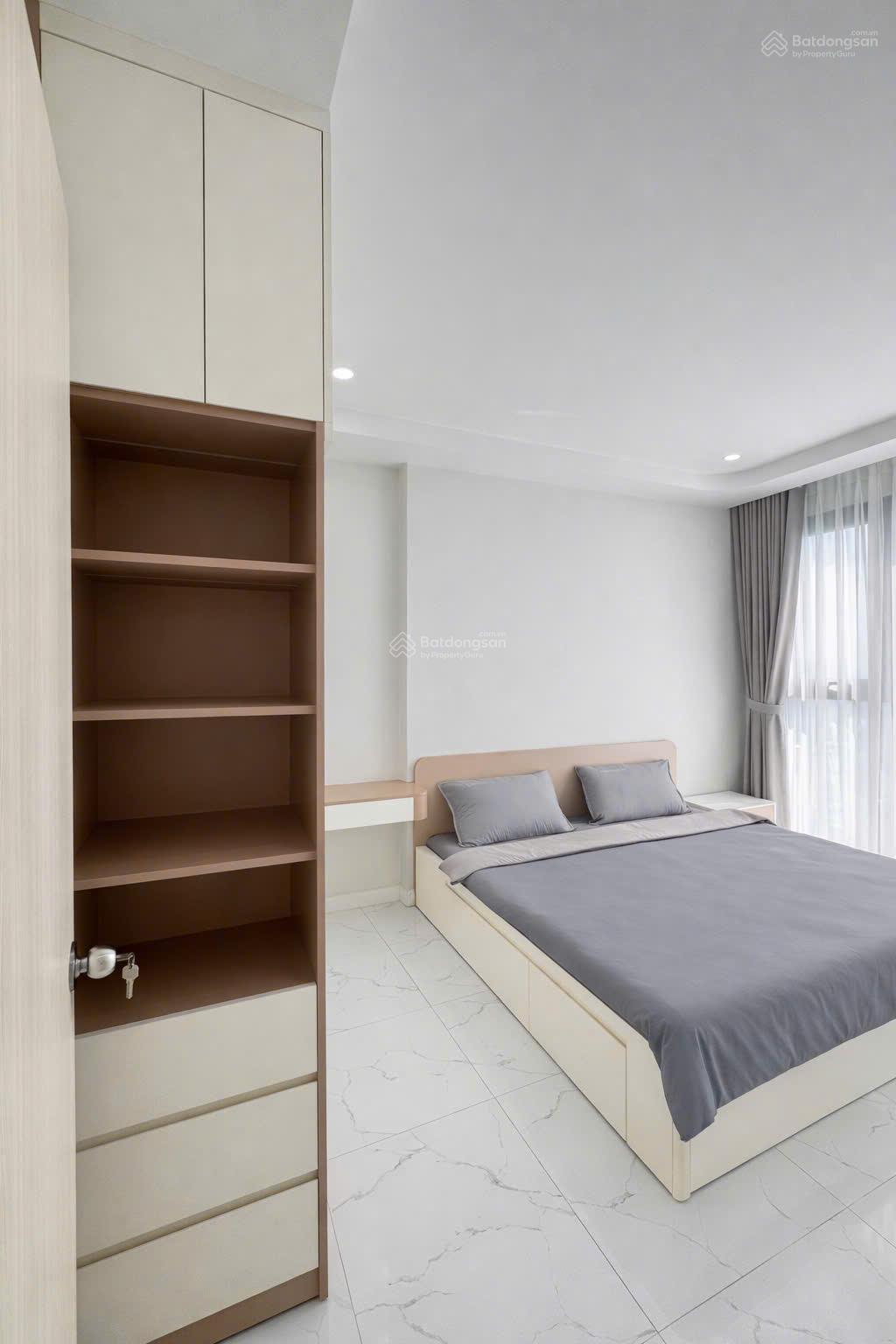 Bán căn 3PN view sông full nội thất siêu đẹp, giá chỉ 7.2 tỷ all in Bán căn 3PN view sông full nội thất siêu đẹp, giá chỉ 7.2 tỷ all in