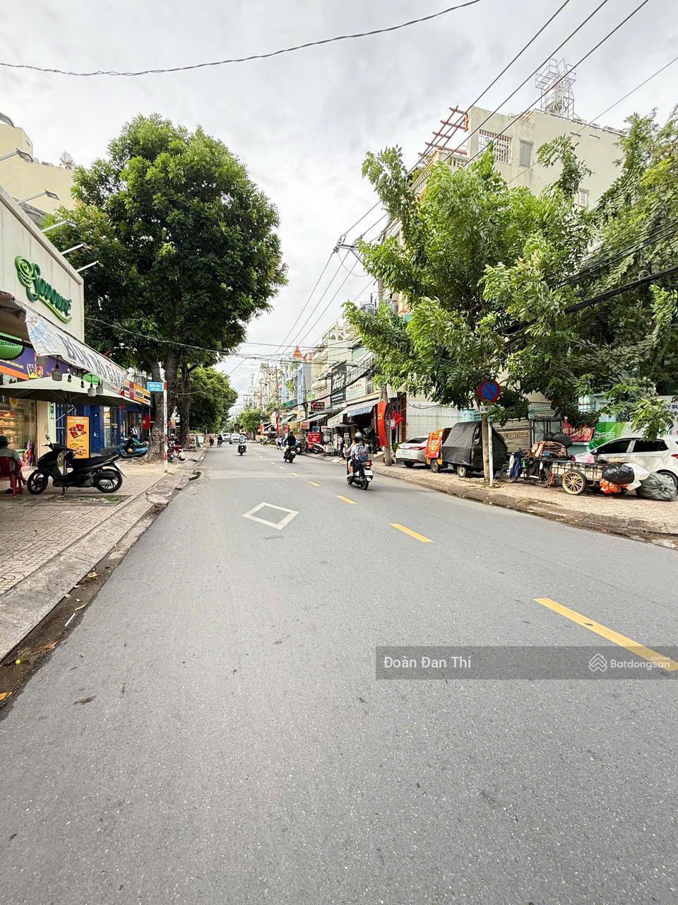 SIÊU PHẨM MTKD ĐƯỜNG TÂN QUÝ-DT 4.7X10.5M, 2 LẦU GIÁ TỐT 9.9 TỶ TL