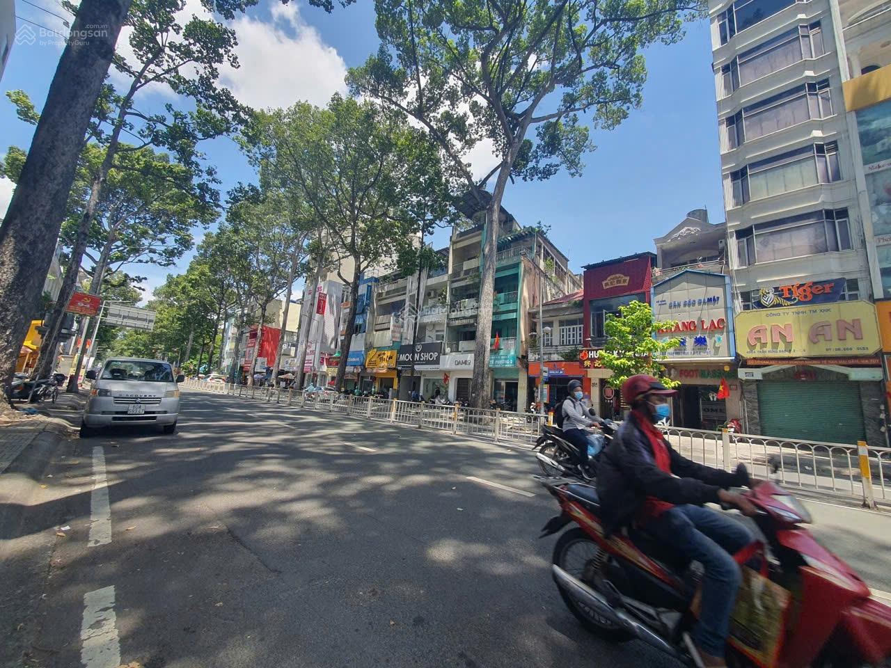 Bán Nhà 2 MT Trần Hưng Đạo P2 Q5, DT 8x25m CN 185.8m2, HĐT 120tr, Giá 110 tỷ