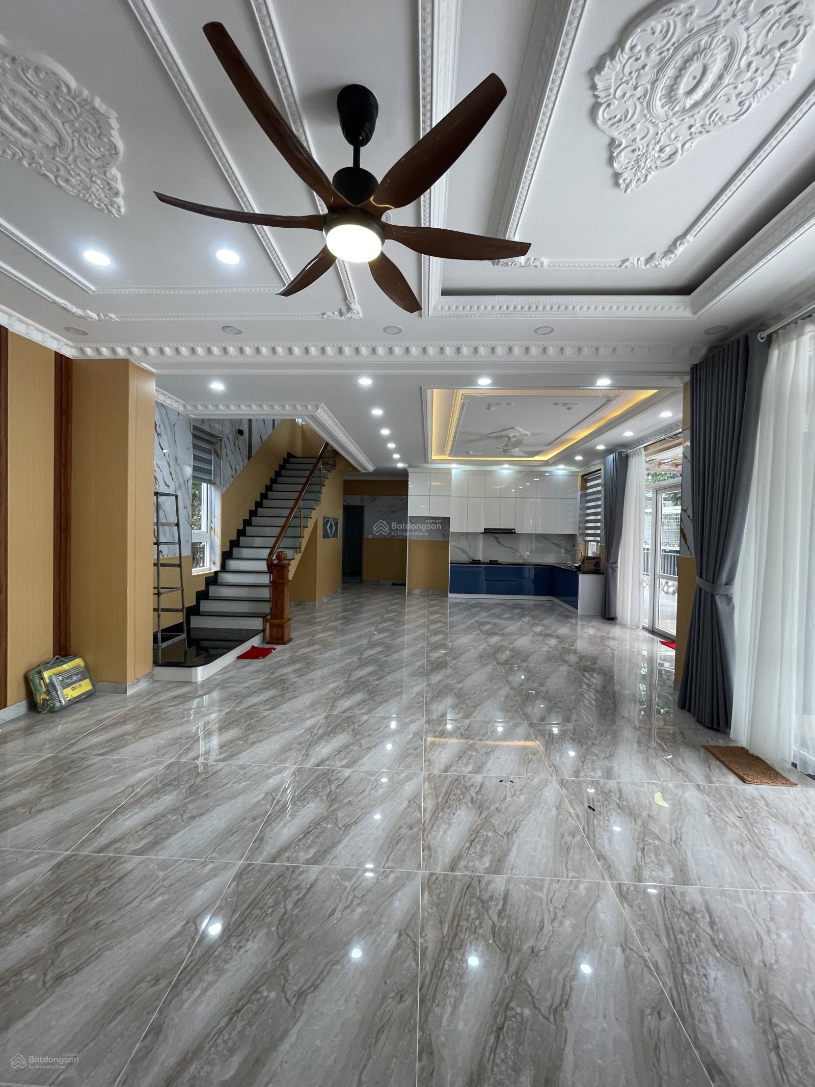 Biệt thự đơn lập 252m2 mới giá thuê 30tr/ tháng LH Hương Biệt thự đơn lập 252m2 mới giá thuê 30tr/ tháng LH Hương