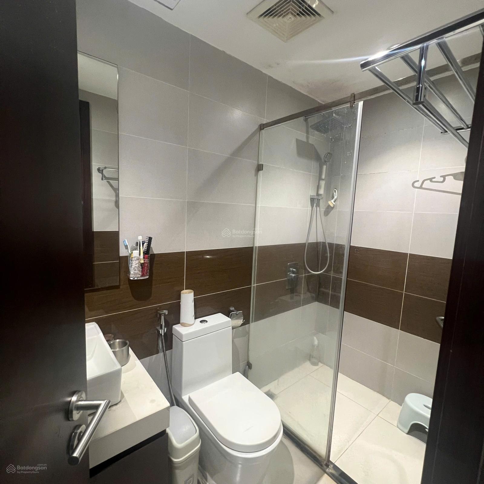 Chính chủ bán căn 3 ngủ full đồ 100m2 chung cư Northern Diamond Aeon Mall giá 13 triệu: 0916 393 ***