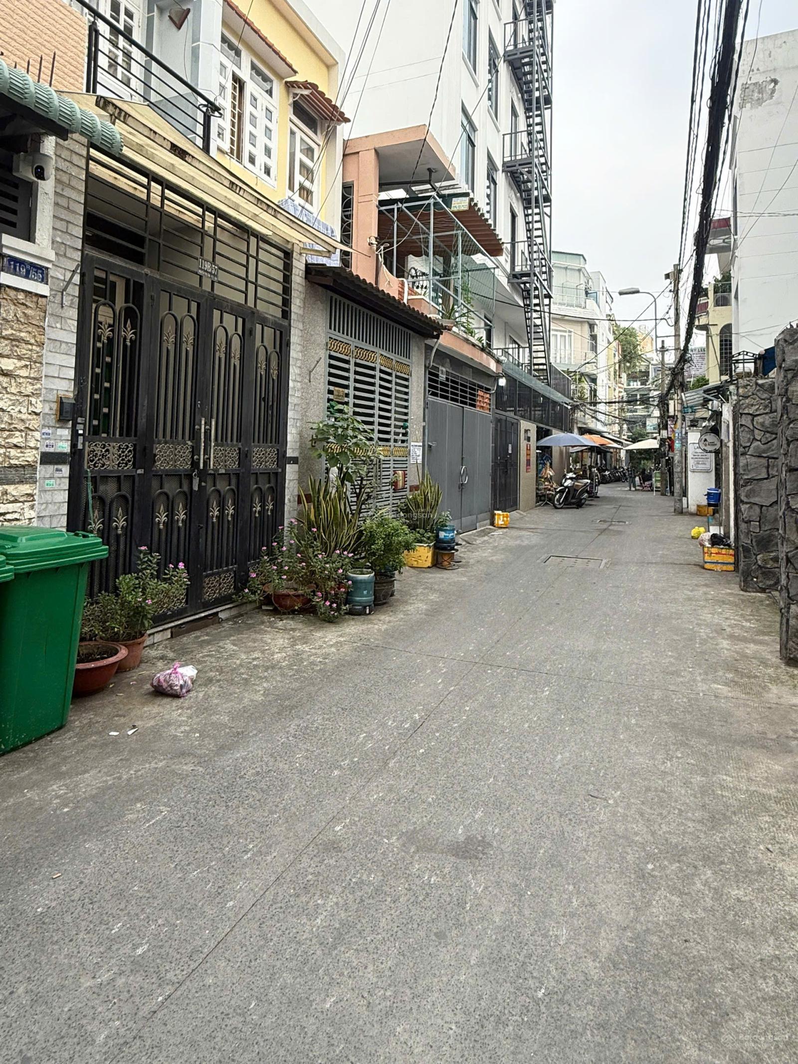 Nguyễn Thị Tần Quận 8 - 2 bước sang Quận 5, DT 106m2 ngang 4.3m, hẻm 5m