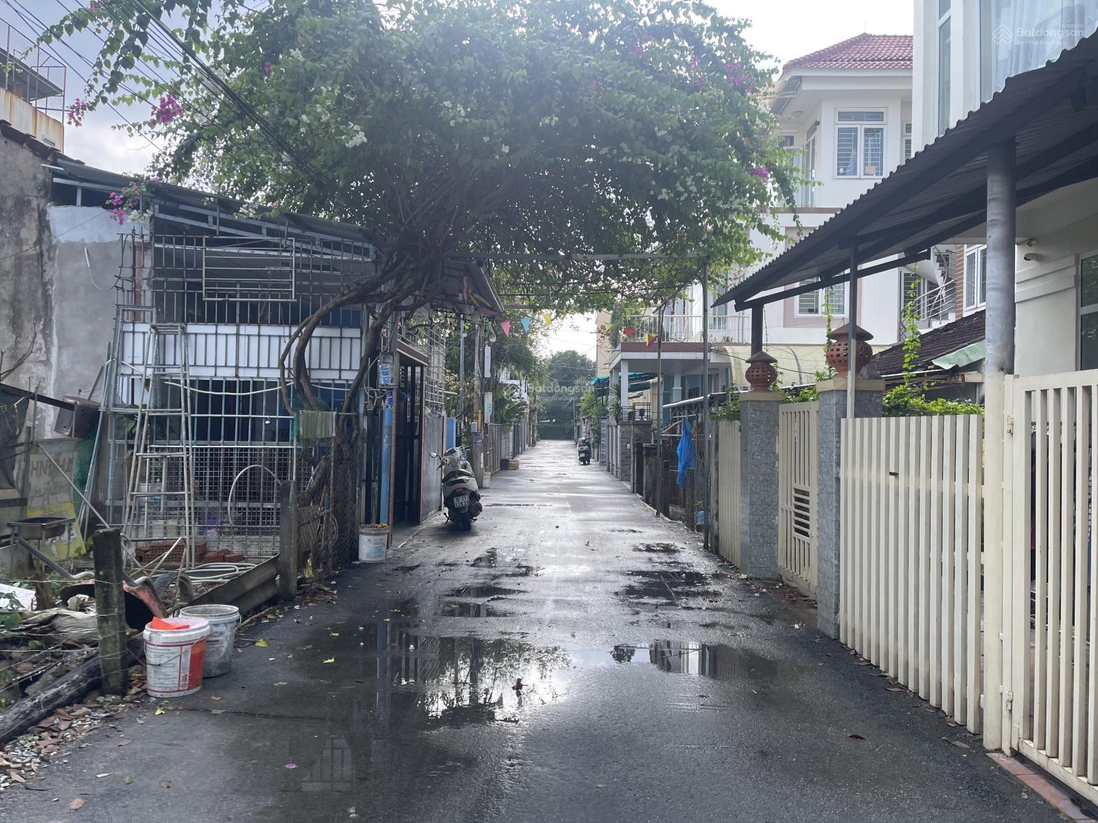 Mảnh đất phố cổ cực hiếm, mặt tiền 7m rất đẹp, kiệt 4m trải nhựa, cách phố đi bộ 700m. Giá đầu tư!!