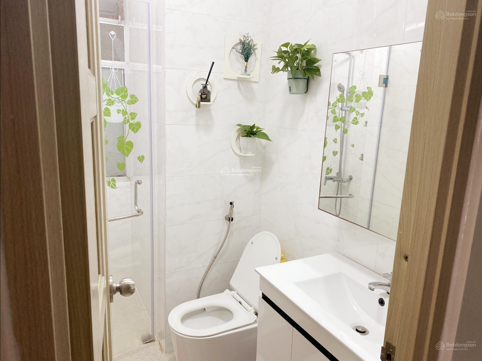 Cần bán chung cư Phạm Viết Chánh, dt 54m2 1pn 1wc tầng cao Cần bán chung cư Phạm Viết Chánh, dt 54m2 1pn 1wc tầng cao