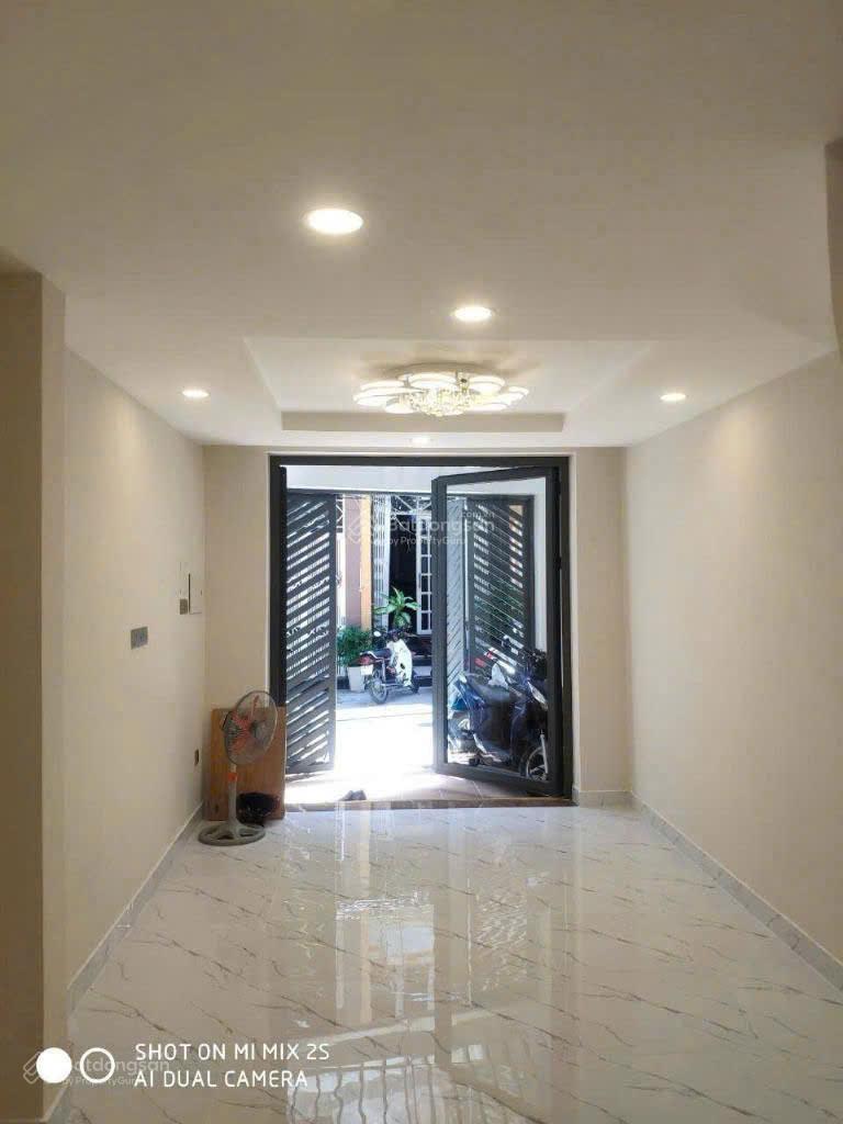 Bán nhà mới 453/ Lê Văn Sỹ, P.12, Q.3 - 35m2 - 2 Tầng - 4pn