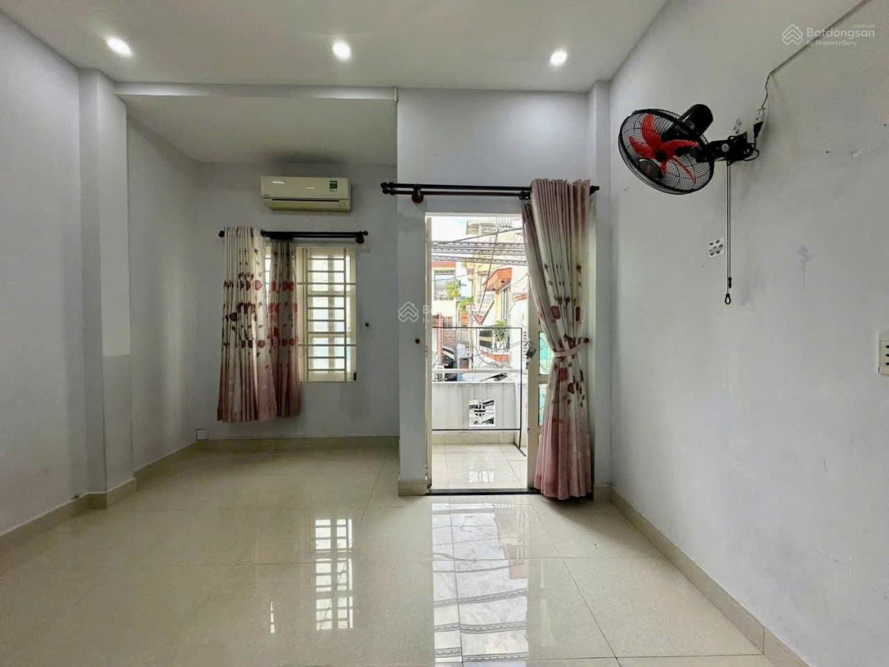 Bán gấp nhà 183/ Nguyễn Hữu Cảnh, P22, Bình Thạnh - 43m2 vuông vức -2 Tầng