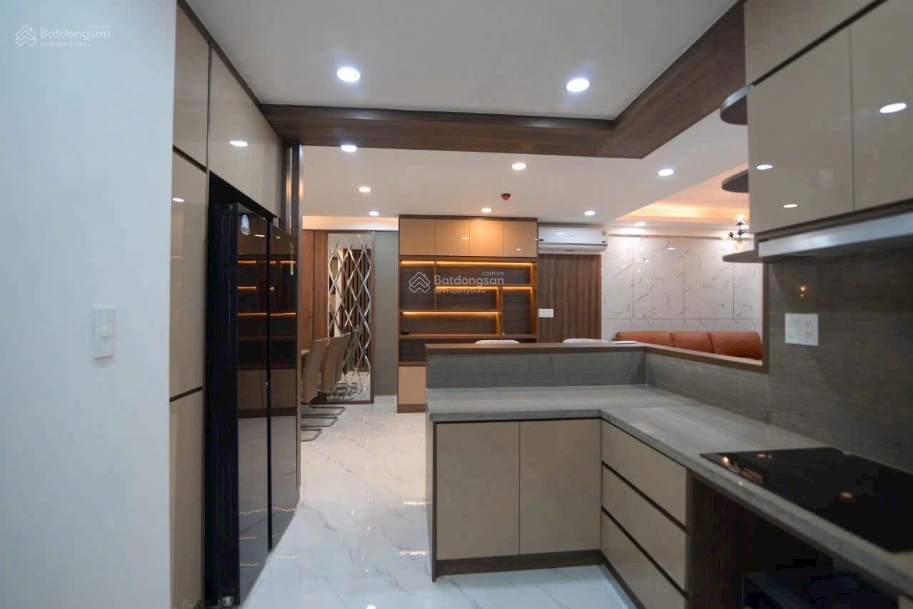 Bán căn hộ Scenic Valley 2 3PN 99m2 chỉ 9,2 tỷ ô xe hầm, sẵn hợp đồng. LH Lan 0906 743 *** Bán căn hộ Scenic Valley 2 3PN 99m2 chỉ 9,2 tỷ ô xe hầm, sẵn hợp đồng. LH Lan 0906 743 ***