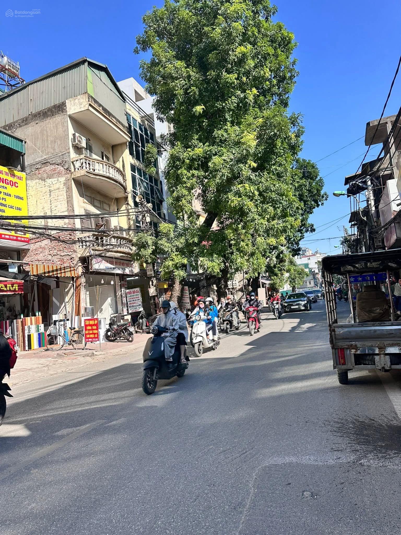 BÁN NHÀ MẶT PHỐ ĐÊ LA THÀNH BA ĐÌNH, GẦN 2 VIỆN LỚN, KINH DOANH RẤT TỐT, SỔ ĐỎ 52 M, 21 TỶ BÁN NHÀ MẶT PHỐ ĐÊ LA THÀNH BA ĐÌNH, GẦN 2 VIỆN LỚN, KINH DOANH RẤT TỐT, SỔ ĐỎ 52 M, 21 TỶ