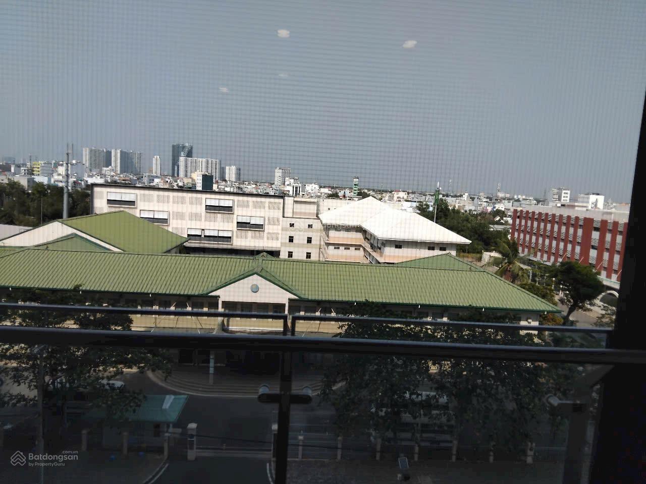 Bán căn hộ Midtown 2pn 75m2 chỉ 9,8 tỷ đầy đủ nội thất , sẵn HDT 36tr/tháng. LH Lan 0906 743 ***