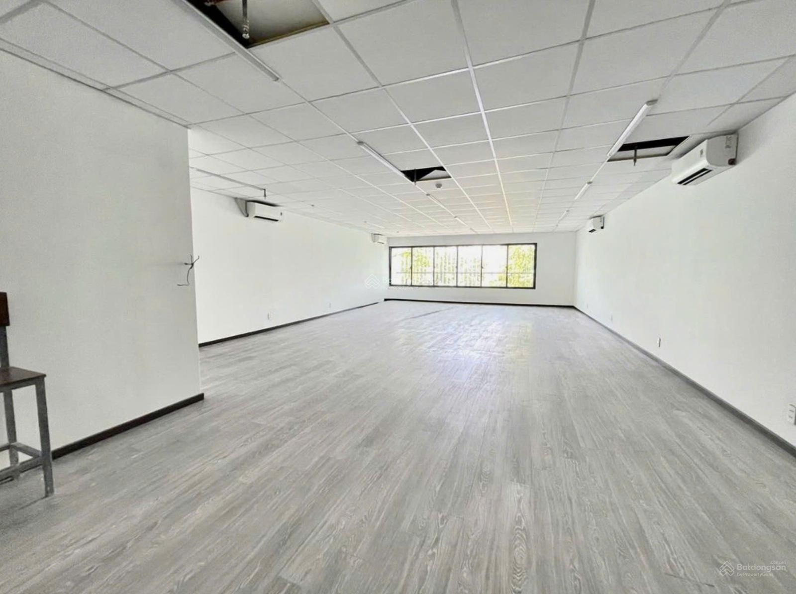 Cho thuê văn phòng gần Vincom, đường Ngô Quyền, 55 m2 - 85 m2, giá thuê tốt