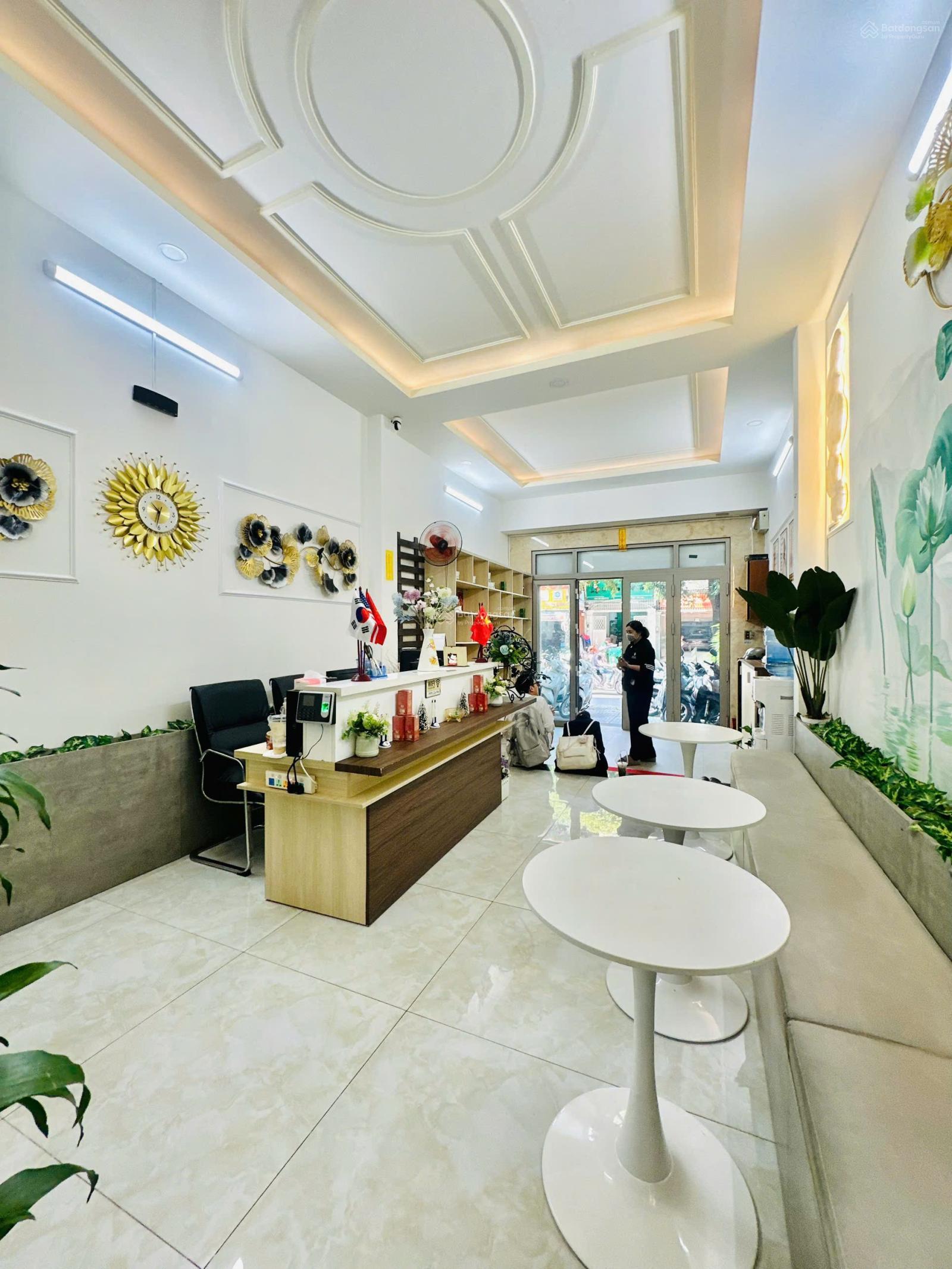 Cho thuê nguyên căn NEW CÓ THANG MÁY 6PN-4WC 80m2 ngay Phan Xích Long