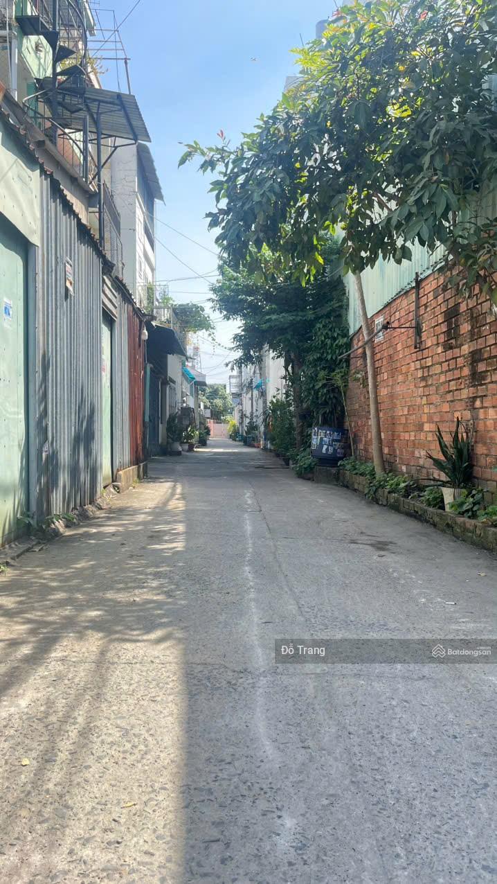 Đất 1 sẹc ngắn Thạnh Lộc 16- gần ngay chợ Cầu Đồng