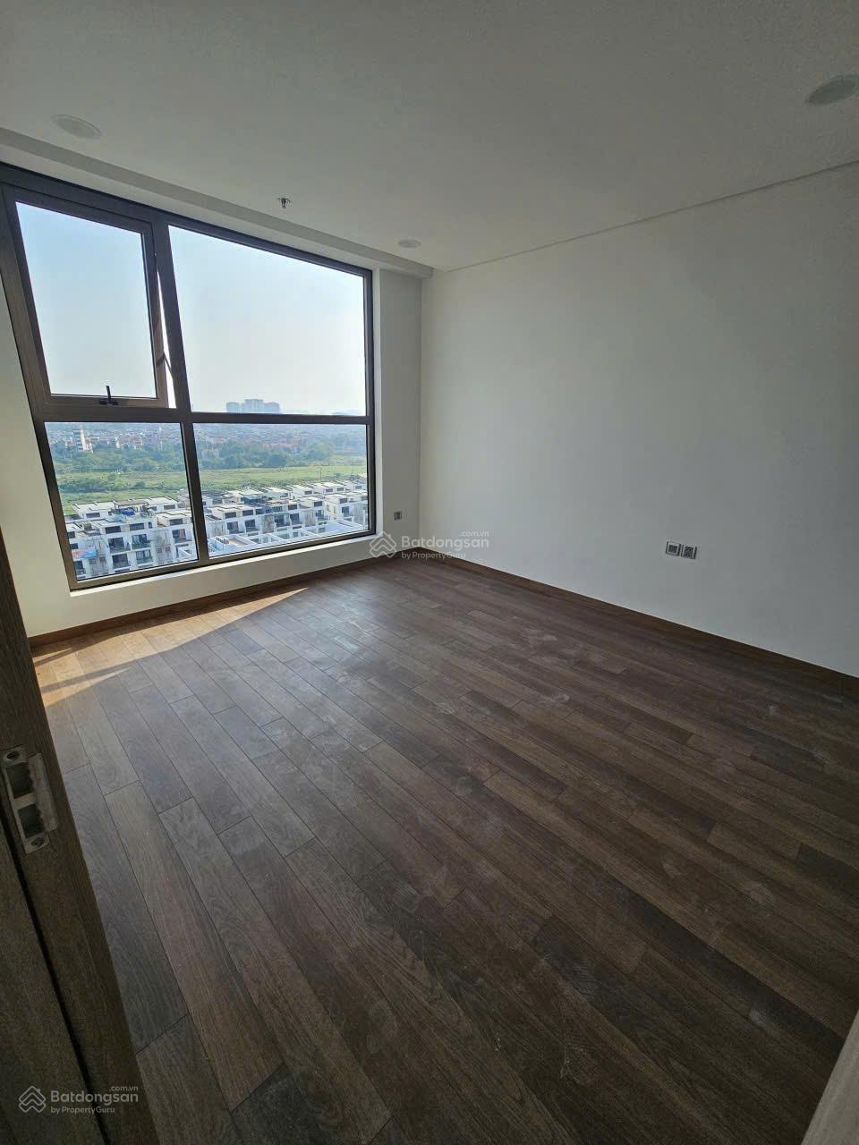 Duy nhất căn 77.5m2(2PN,2VS)- BC Đông Nam- Đã có sổ đỏ - Giá 6.9 tỷ bao thuế phí - Nhà mới 100%