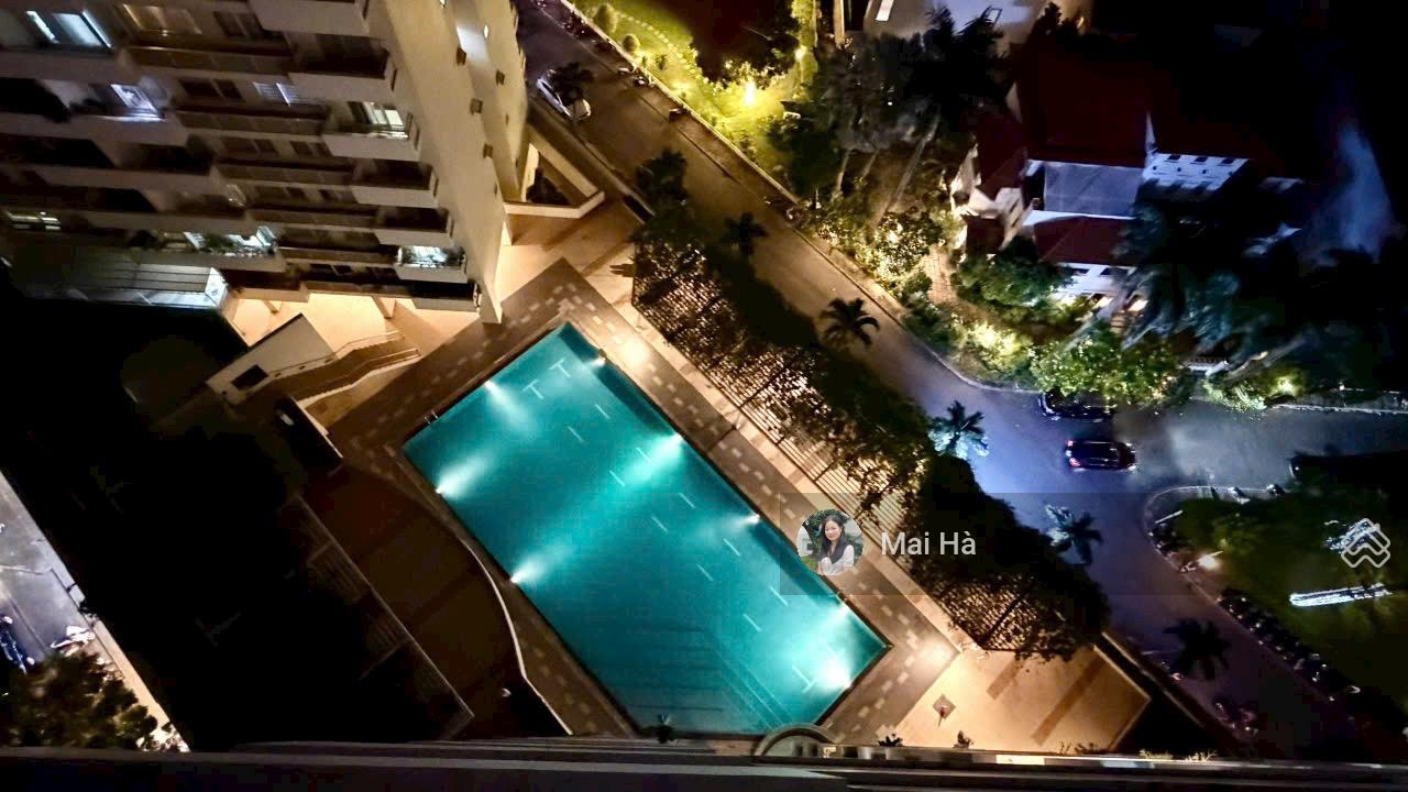 Thien chi cho thue CH Grand View 3PN Căn góc, view sông, full nội thất