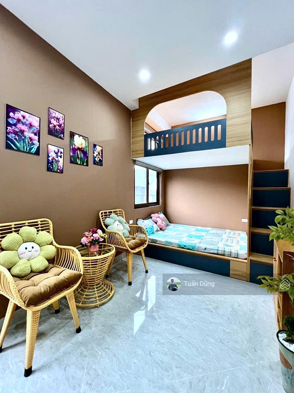 Tòa CHDV Hào Nam, 64m2, 13 phòng sẵn nội thất, dòng tiền 70 Triệu/Tháng, xây mới đẹp, PCCC an toàn