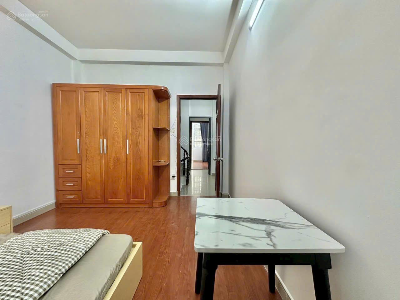 HUỲNH MẪN ĐẠT QUẬN 5, HẺM 5M Ô TÔ TỚI NHÀ, 5 TẦNG 7PN, DÒNG TIỀN 30TR/TH