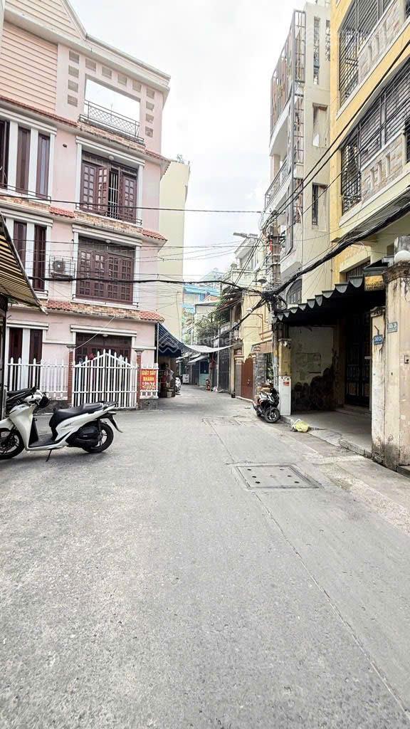 BÁN NHÀ HẺM Ô TÔ LÝ THÁI TỔ P9 Q10-4x20, 5 tầng - GIÁ 16.2 TỶ TL nhẹ BÁN NHÀ HẺM Ô TÔ LÝ THÁI TỔ P9 Q10-4x20, 5 tầng - GIÁ 16.2 TỶ TL nhẹ