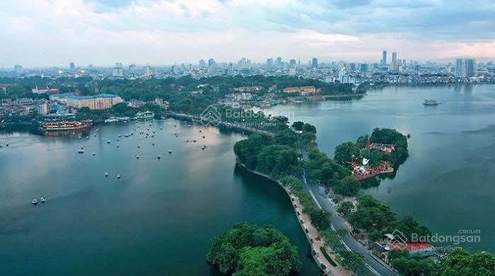 Mặt phố đảo ngọc Hồ Tây - 300m2 full thổ cư vị trí độc bản