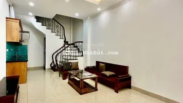 Bán nhà 5 tầng phố Hoa Lâm - Long Biên oto gần , sau BigC tiện di chuyển,gần phố giá chỉ hơn 7 tỷ