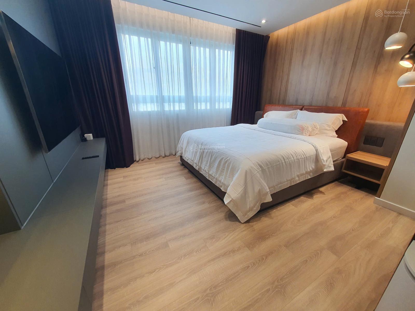 Bán CC Hùng Vương Plaza, 128m2, 3PN, 2WC giá 9.5 tỷ sổ hồng LH: 0909 368 *** Hân