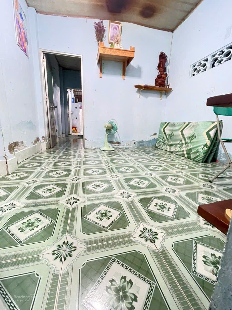 Bán đất tặng nhà cấp 4 p. Bình an dĩ an bd dt 76,8m tc 68,5m gần làng đh giá 2ty750 lh 0906 309 ***