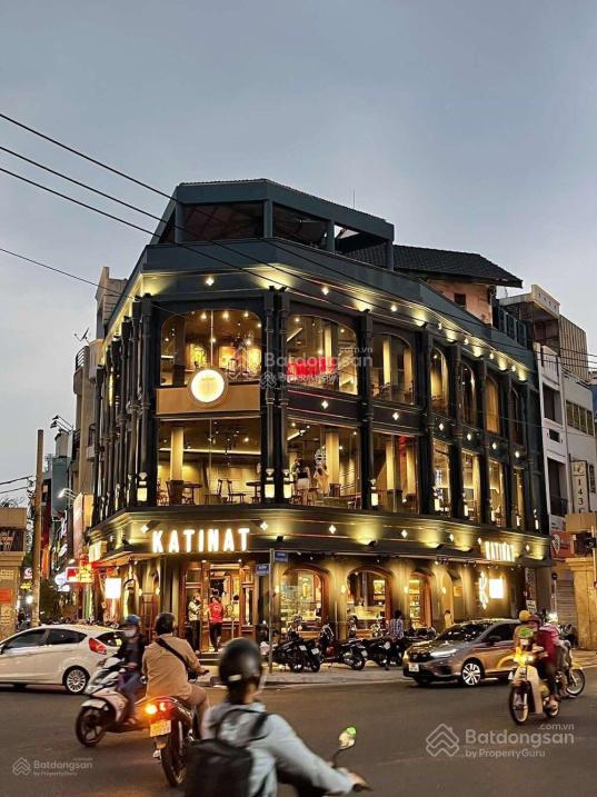 Cho thuê nhà mặt phố Nguyễn Khánh Toàn, diện tích 100m2, 3 tầng, mặt tiền 6m, giá ưu đãi