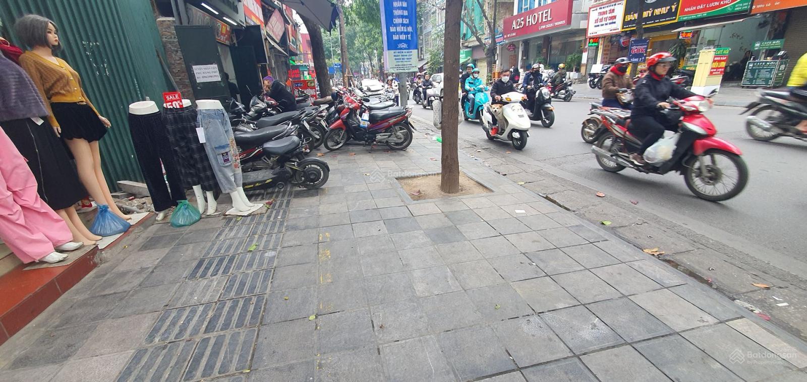 Tôi bán mặt phố LÒ ĐÚC - TRẦN KHÁT CHÂN DT 123m2 mặt tiền 7m KINH DOANH-VỈA HÈ-MẶT PHỐ VIP bán 40tỷ Tôi bán mặt phố LÒ ĐÚC - TRẦN KHÁT CHÂN DT 123m2 mặt tiền 7m KINH DOANH-VỈA HÈ-MẶT PHỐ VIP bán 40tỷ