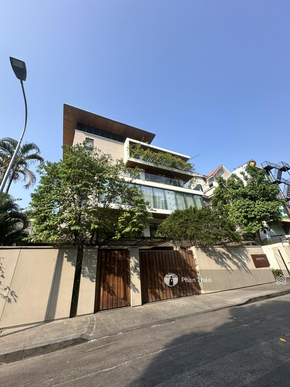 Tuyến đường thương mại, đắt địa rộng 40m Dương Quảng Hàm-21x45m-CT Hầm 7 Tầng-HĐT 190tr-Giá 85 tỷ