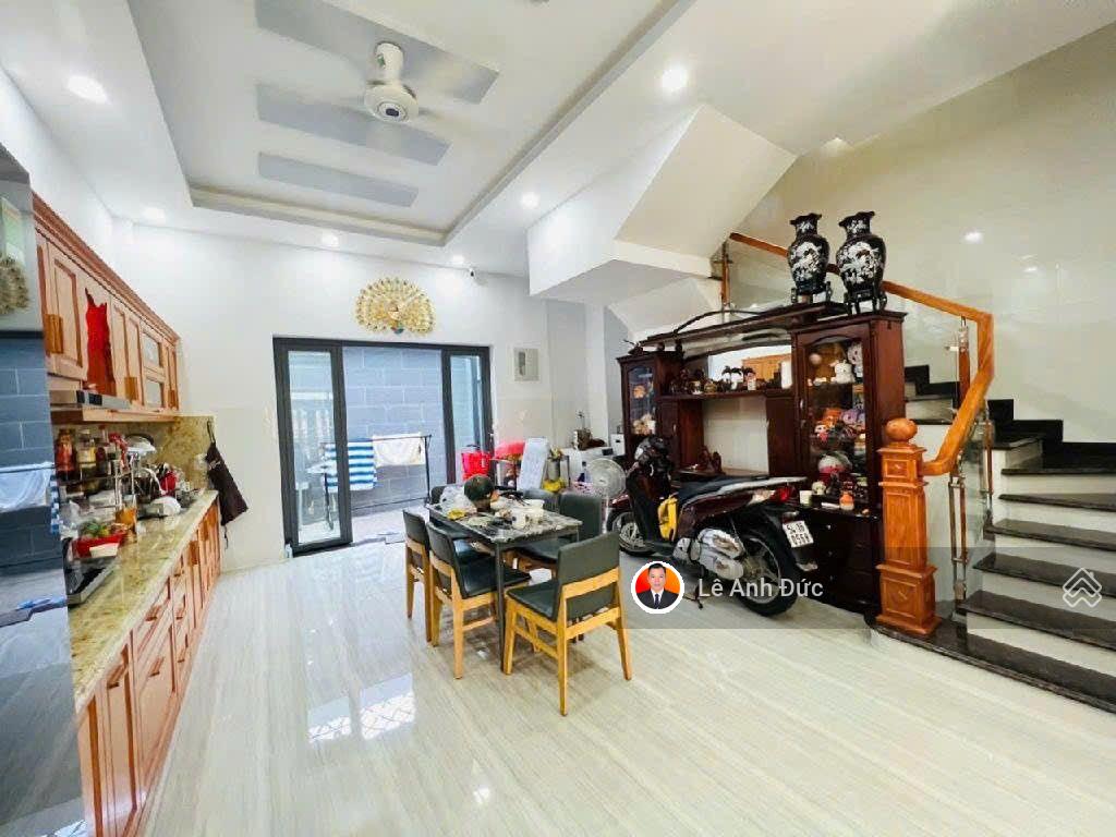 Nhà Mới Đón Tết TẶNG FULL NỘI THẤT - NGANG 6M - NHÀ 3 TẦNG HOÀN CÔNG ĐẦY ĐỦ - HXH ĐỖ CỬA chỉ 9 TỶ 3