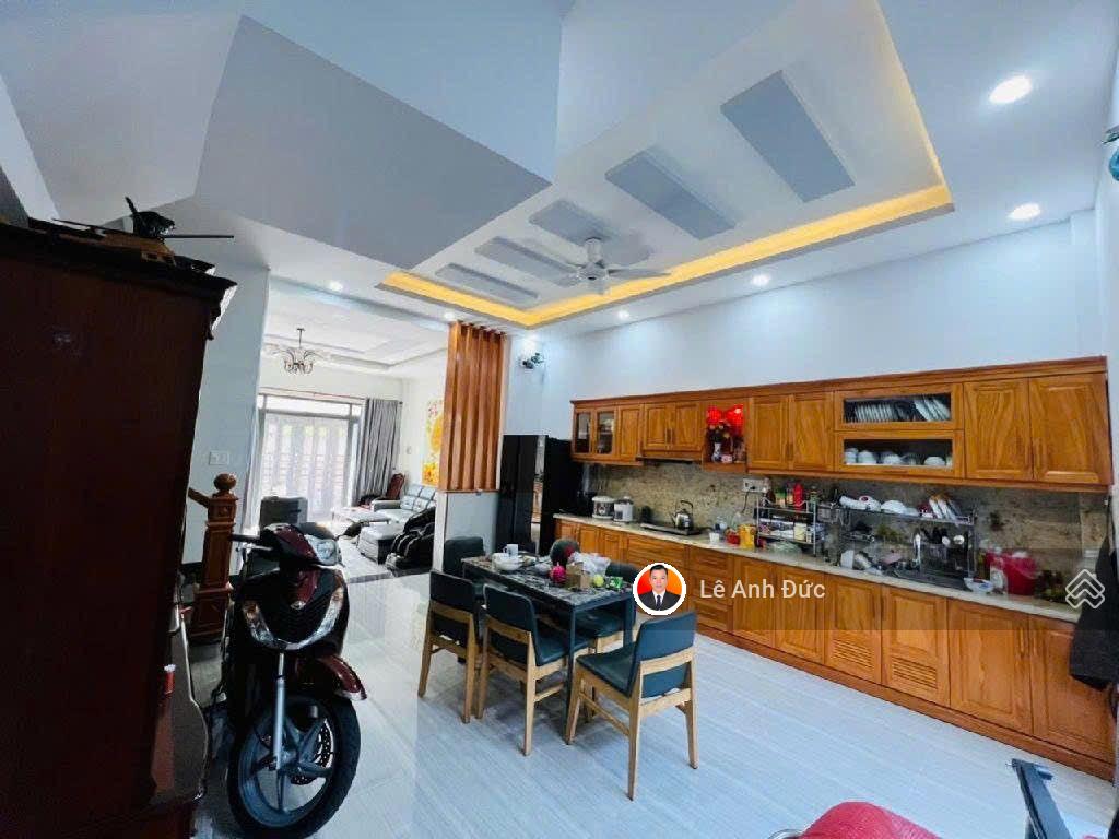 Nhà Mới Đón Tết TẶNG FULL NỘI THẤT - NGANG 6M - NHÀ 3 TẦNG HOÀN CÔNG ĐẦY ĐỦ - HXH ĐỖ CỬA chỉ 9 TỶ 3