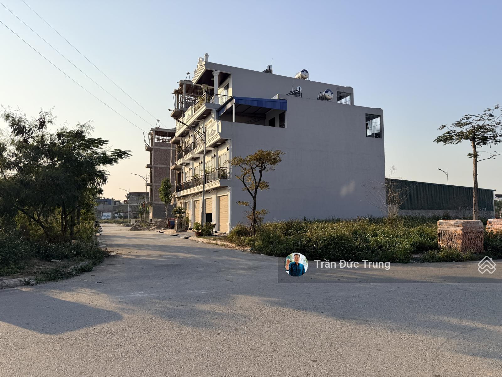 Lô góc cực phẩm khu A51 Hồ Sen dt 65m2 ngang 5m