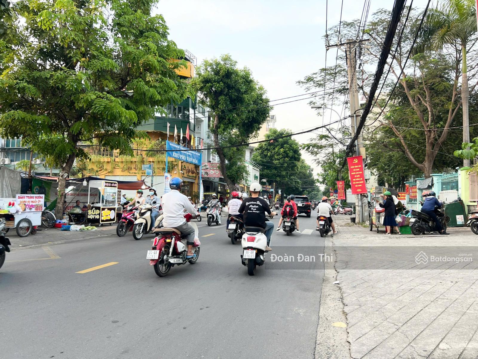 Bán Nhà MTKD Đường Tân Qúy-Không lỗi DT 5x23M (3 Tấm) GIá 17.3 tỷ