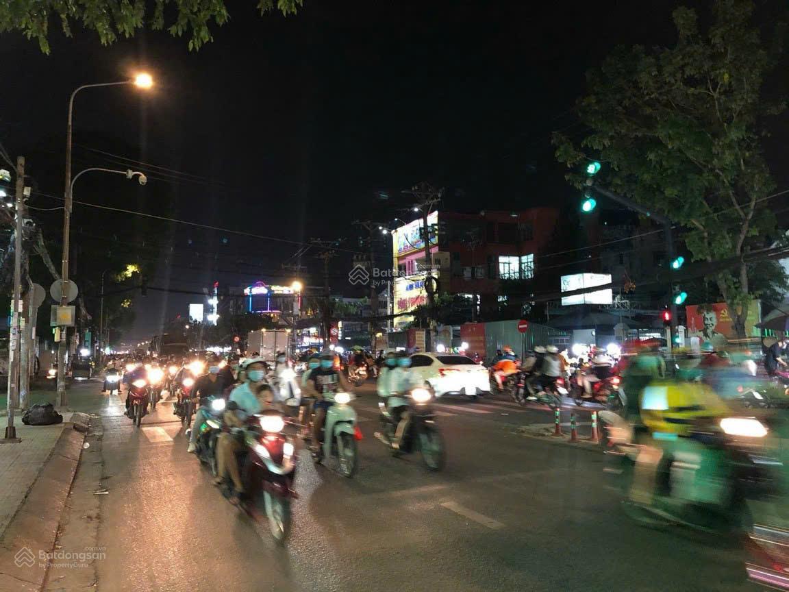 BÁN NHÀ KHUÔN ĐẤT LỚN KHANG HIẾM MẶT TIỀN QUANG TRUNG -20 X70 M- CN:1231 M2 - GIÁ : 180 TỶ