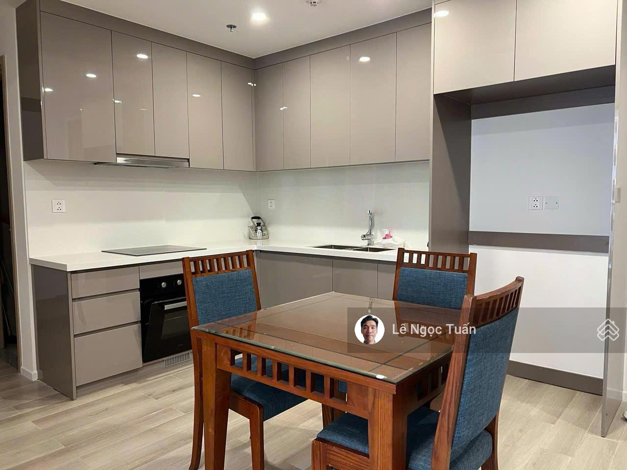 Cho thuê căn hộ 2PN Masteri Centre Point hướng Đông Bắc