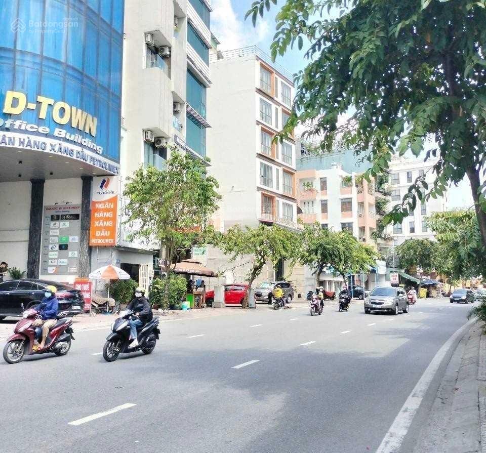 Bán MT Trần Hưng Đạo, Q1 - 5x12m - 5 Tầng - HD9T 75tr/th - Chỉ 31 Tỷ