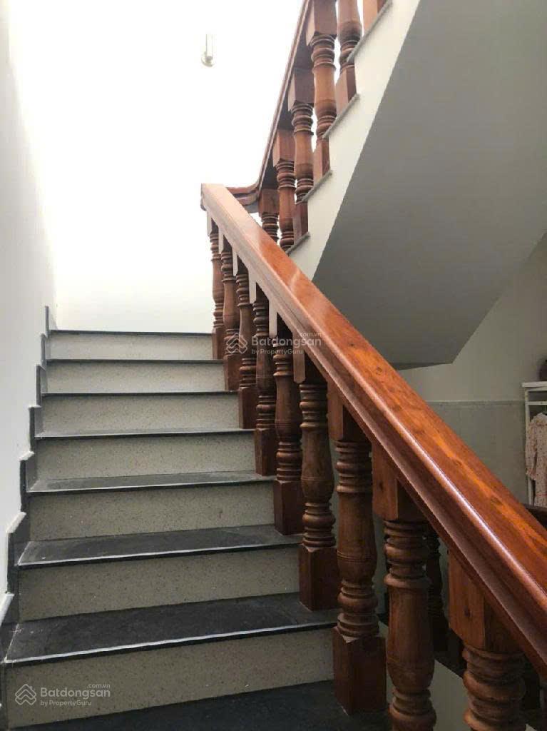 Nhà hẻm 6 m thông, 140 m2, 11,4 tỷ. Lâm Văn bền quận 7. Dòng tiền 25 tr