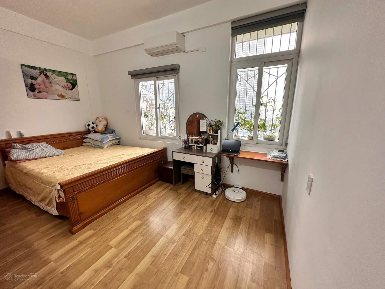 Chỉ 5 tỷ hơn có nhà Nam Trung Yên - Cầu Giấy - 61m2 - ô tô - sổ đỏ cc - 2 thoáng - full nội thất