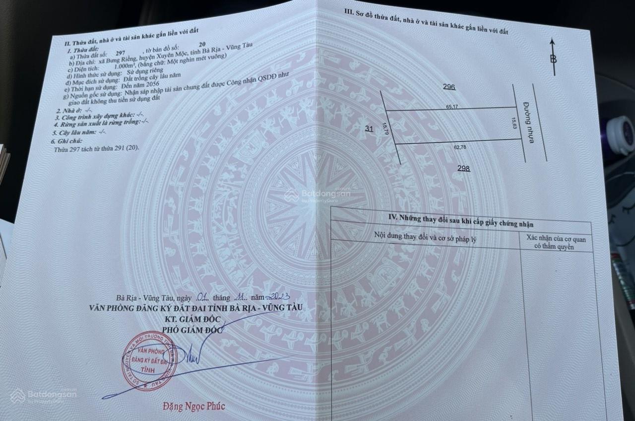 Bán lô đất mặt tiền đường nhựa xã Bưng Riềng DT: 1000m2 ngang 15.7mx60m giá 950 triệu Bán lô đất mặt tiền đường nhựa xã Bưng Riềng DT: 1000m2 ngang 15.7mx60m giá 950 triệu