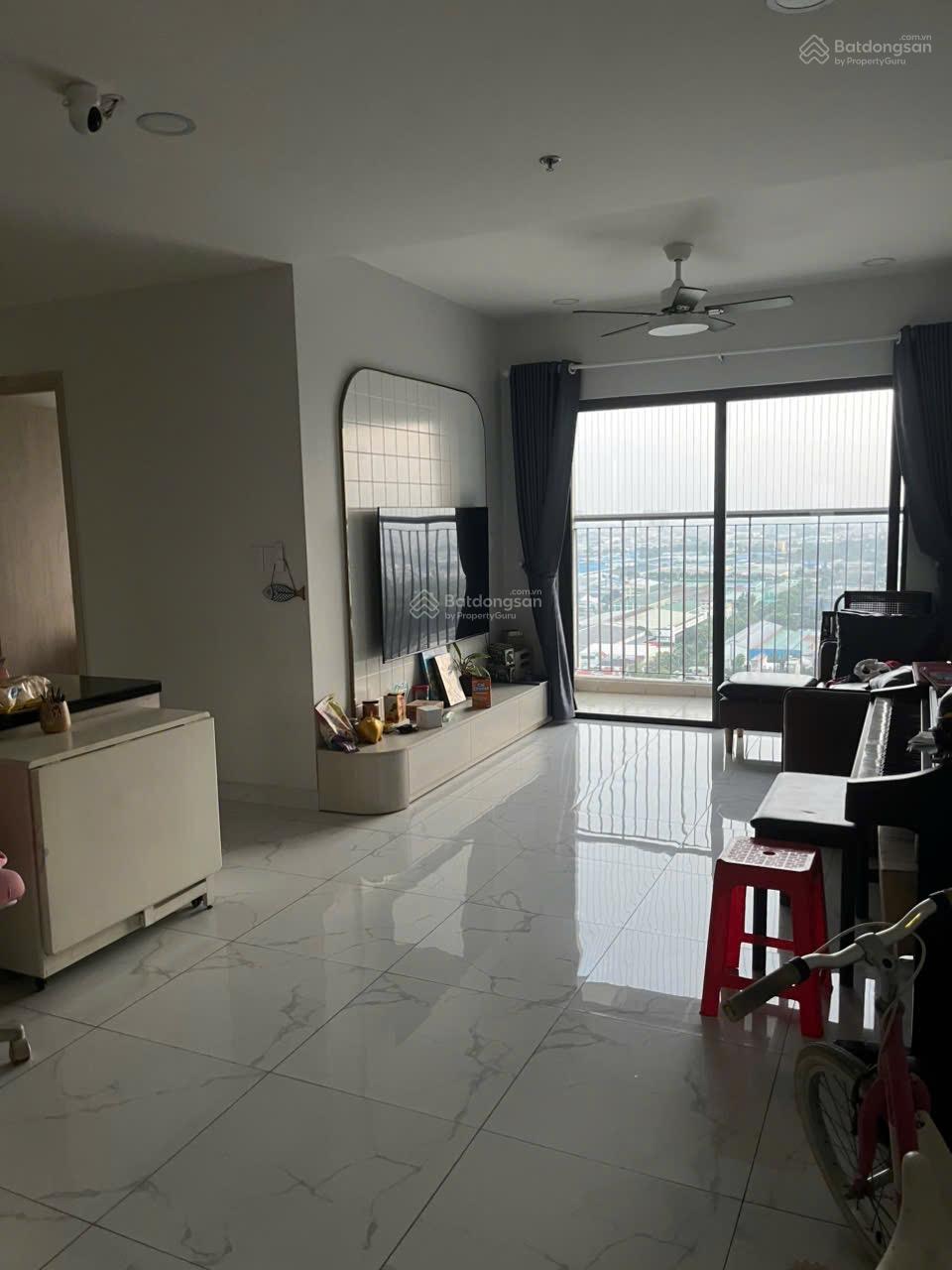 Chính chu bán Charm City 3PN2WC 80m2 tặng full NT đẹp mới ngay Vincom TP. HCM có HT vay 2tỷ sổ sẵn Chính chu bán Charm City 3PN2WC 80m2 tặng full NT đẹp mới ngay Vincom TP. HCM có HT vay 2tỷ sổ sẵn