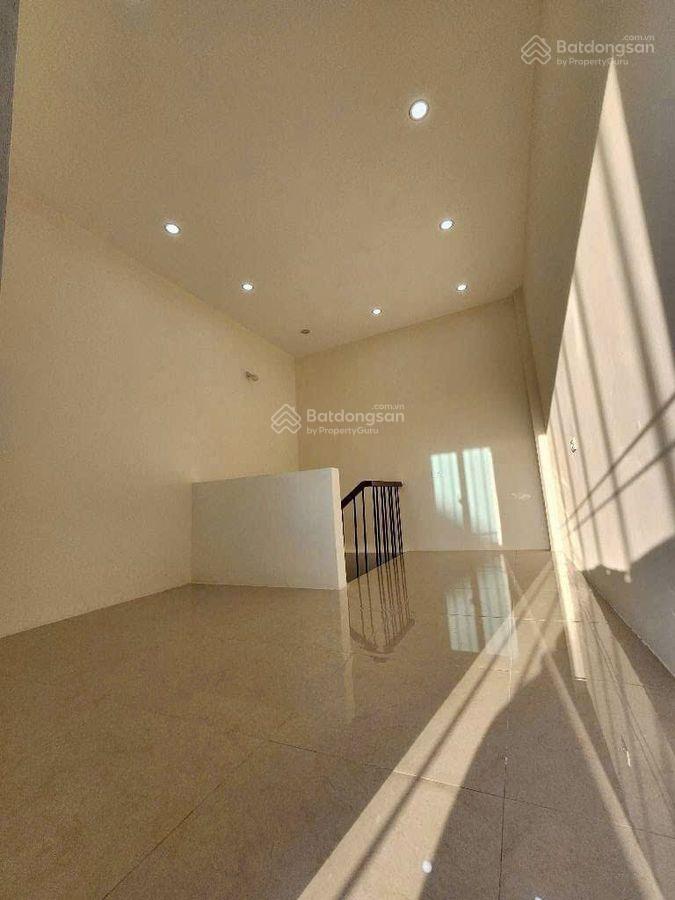 Siêu Hiếm, Bán nhà nhỏ xinh phố Phú Thượng, 4 tầng dân xây, nhà đẹp ở ngay giá chỉ 5,5 tỷ.