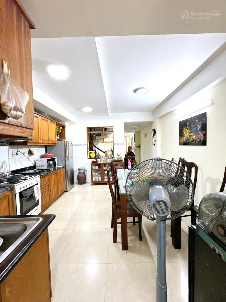 CÁCH MẠNG THÁNG 8 - KHU VỰC HIẾM HẺM RỘNG XE HƠI ĐỖ CỬA - 68 M2 - 3 TÂNG - 6 PN - 9.65 TỶ ,