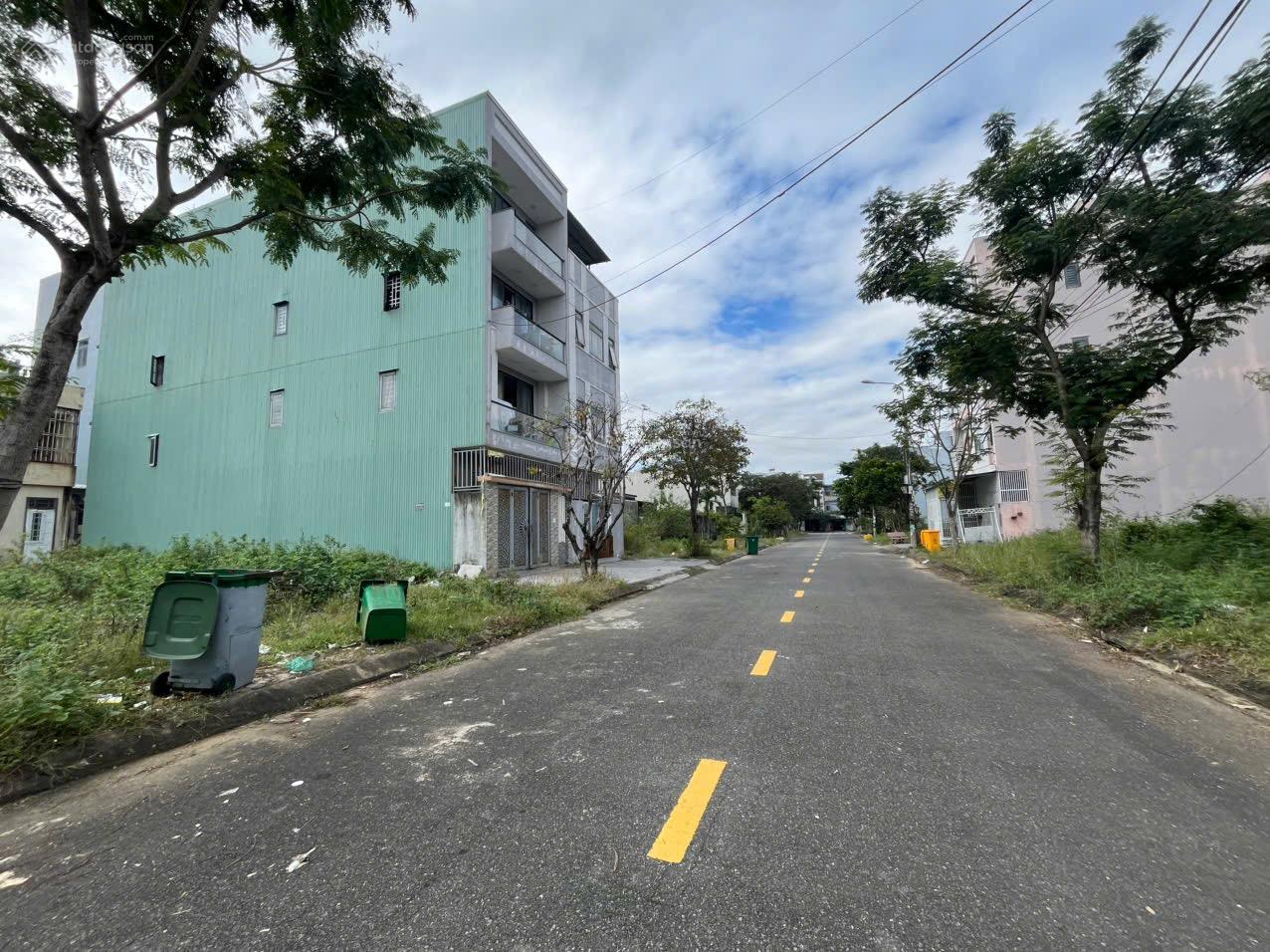 Bán đất tại Phan Tòng, 6,5 tỷ, 115m2, pháp lý đầy đủ, trục thông biển nắm chủ