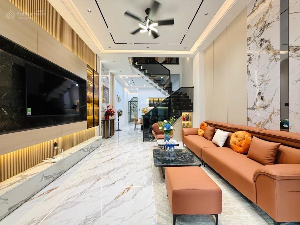 MẶT TIỀN VỪA Ở VỪA KD-MỚI ĐẸP-TẶNG NỘI THẤT-96M2-3TẦNG-4PN-4WC-NGUYỄN DUY CUNG P12 GV-CHỈ 11,9TỶ TL