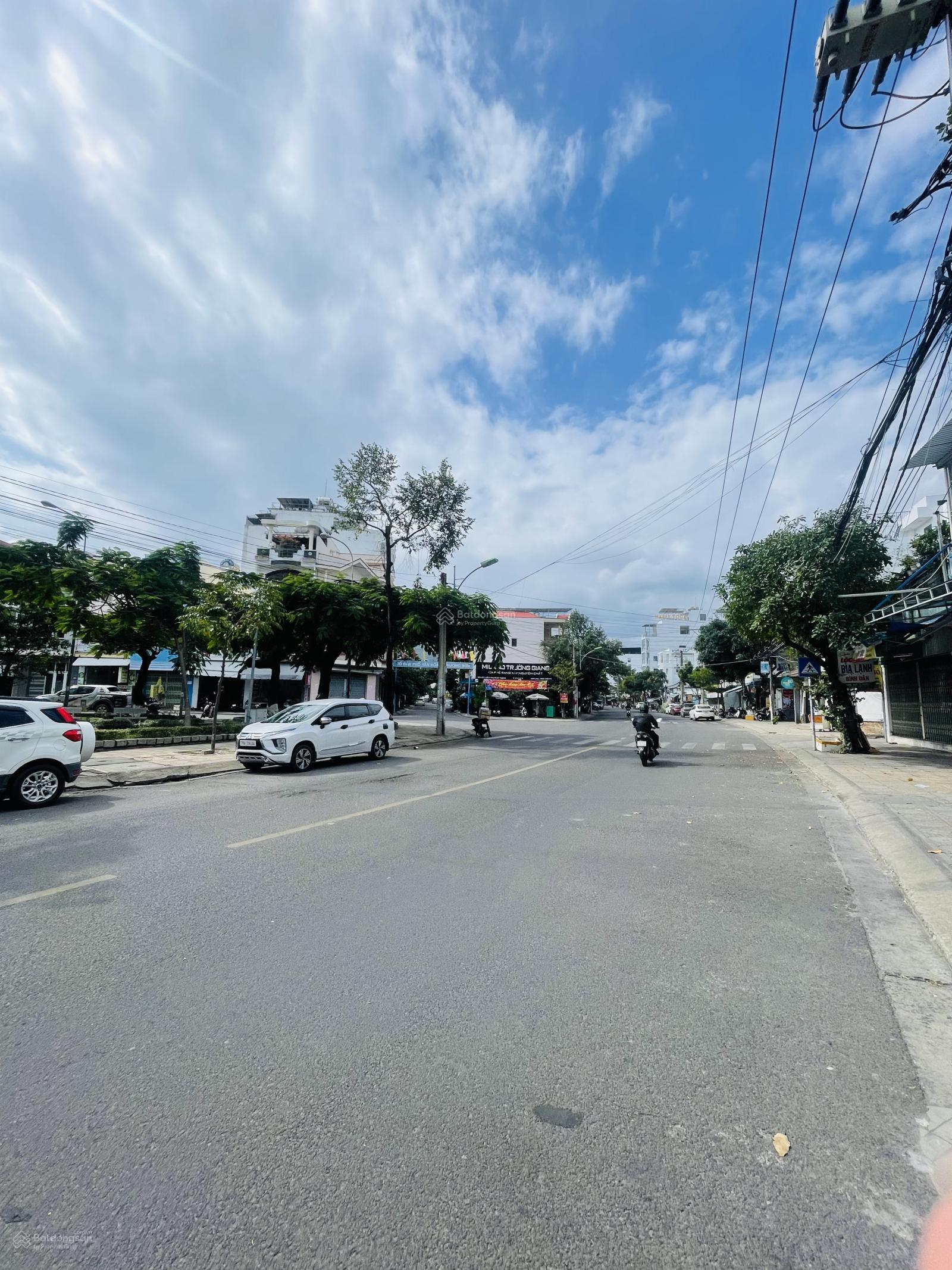 Đất đường Dã Tượng gần biển Nha Trang Đất đường Dã Tượng gần biển Nha Trang