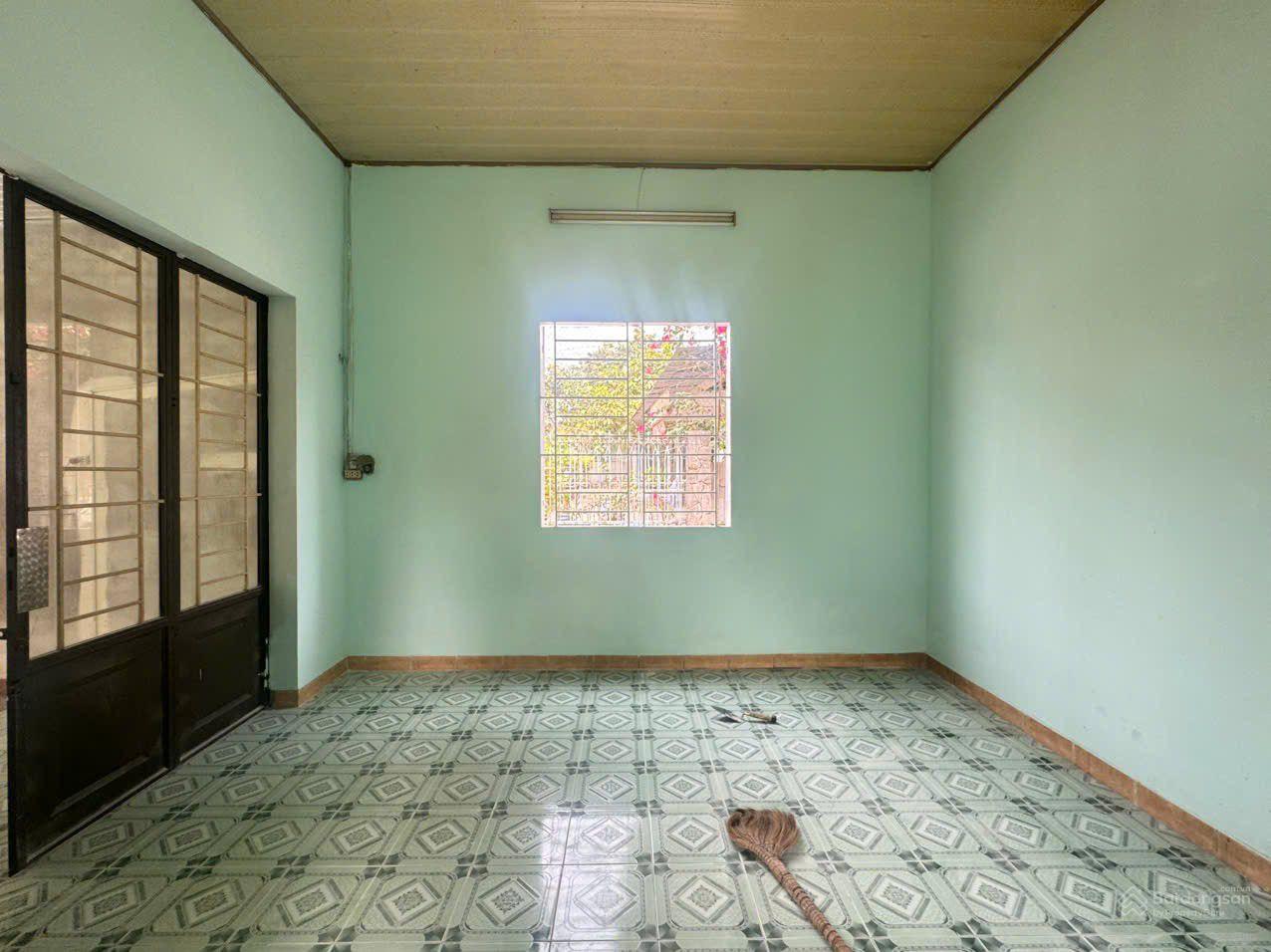 Bán nhà sổ riêng thổ cư 6 x 16m, cạnh trường THCS Trảng Dài. Đường oto 6m thông