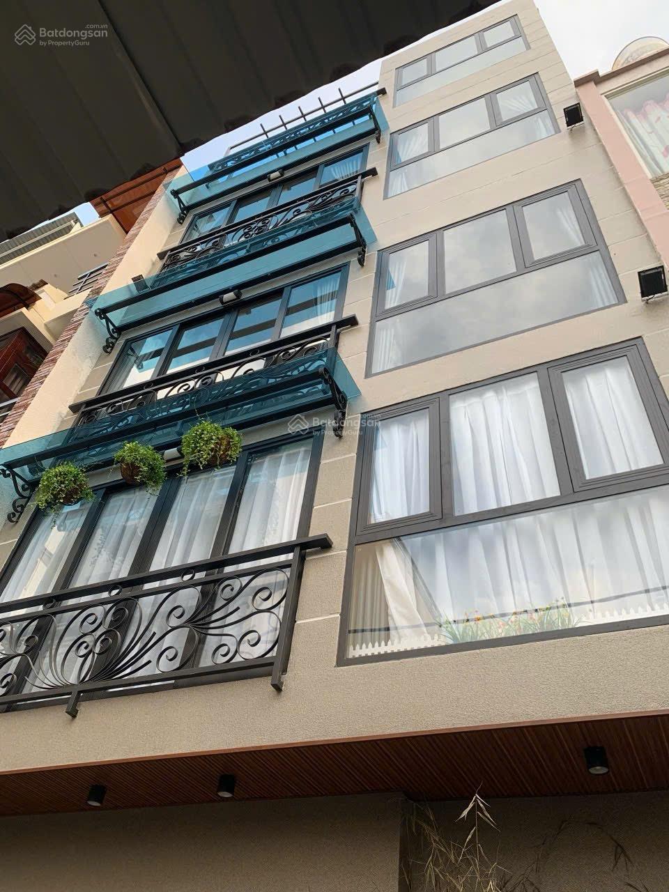 Bán Nhà Đẹp - Full Nội Thất Hẻm Xe Hơi Đường Tô Hiến Thành ( Đối Diện Đại Học Bách Khoa) Ngang 6m