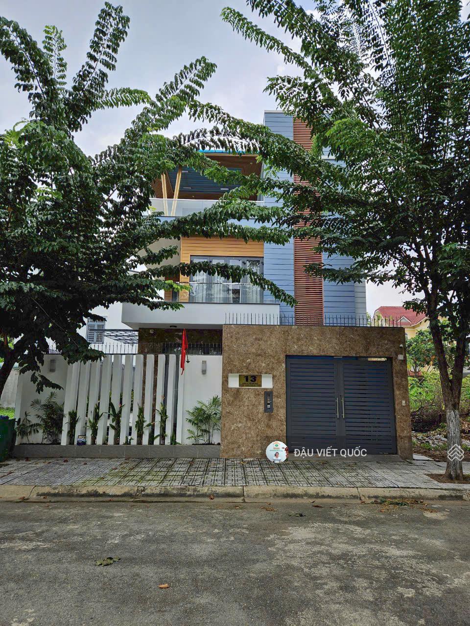 Bán lô nhà phố Hưng Phú 2 Quận 9, Lô D, đường 15m, dt 6x22m, giá 11 tỷ, hướng tây bắc