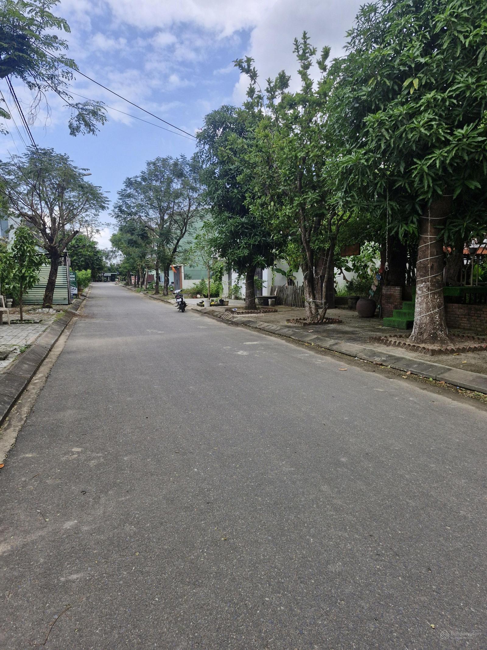 Bán đất kẹp lối thoát hiểm tại khu TĐC Hòa Liên đường 5.5m sát góc Nguyễn Tất Thành nối dài 2.95tỷ